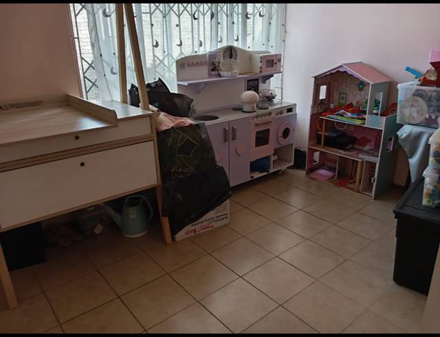 3 BEDROOM HOUSE FOR SALE IN ESCOMBE